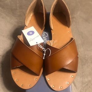 Universal Thread Lois Crossband Sandal